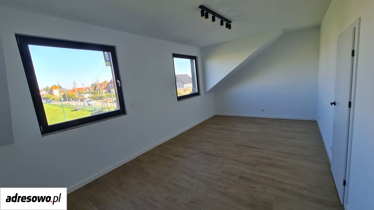 bliźniak, 6 pokoi Pisarzowice, ul. Tęczowa. Zdjęcie 7