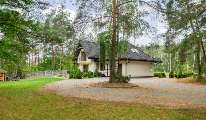 dom wolnostojący, 5 pokoi Żanęcin, ul. Rajska