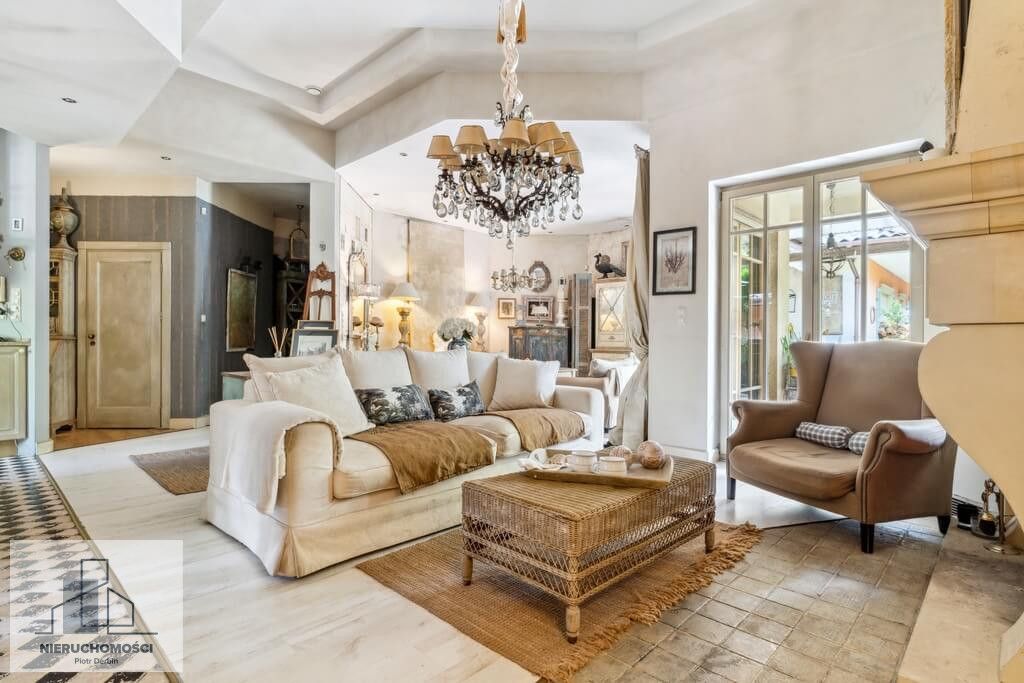 dom wolnostojący, 7 pokoi Bielawa. Zdjęcie 2