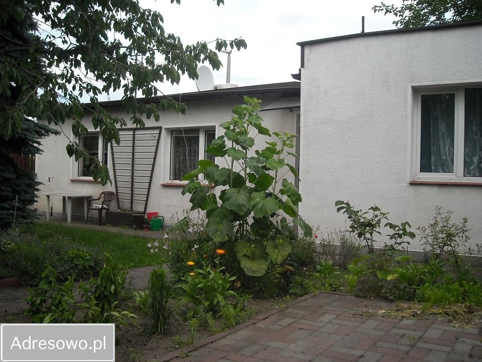 dom wolnostojący, 4 pokoje Toruń Bielany, ul. Jaśminowa