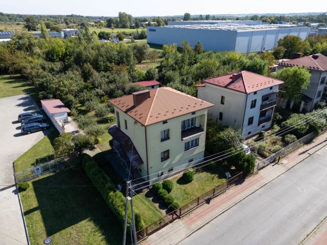 dom wolnostojący, 5 pokoi Ostrowiec Świętokrzyski, ul. Furmańska. Zdjęcie 3