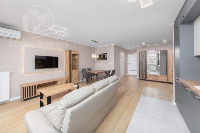 Mieszkanie 3-pokojowe Wrocław Śródmieście, ul. Jedności Narodowej. Zdjęcie 1