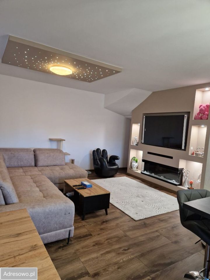 dom wolnostojący Aleksandrów Łódzki, ul. Józefa Piłsudskiego. Zdjęcie 2