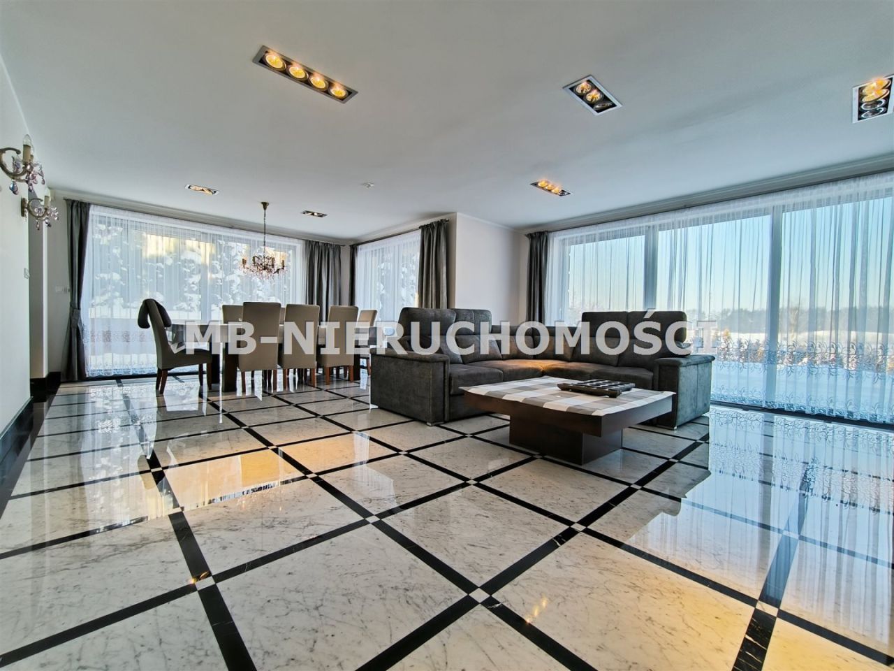 dom wolnostojący, 5 pokoi Stawiguda. Zdjęcie 4