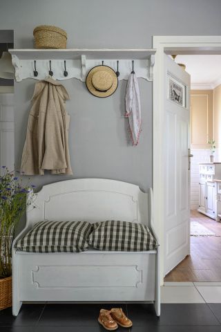 dom wolnostojący, 4 pokoje Tworzyjanów. Zdjęcie 3