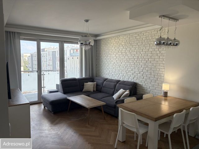 Mieszkanie 3-pokojowe Ząbki, ul. Christiana Andersena. Zdjęcie 1