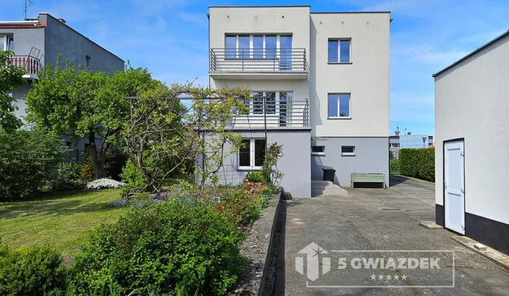 dom wolnostojący, 6 pokoi Szczecinek, ul. Armii Krajowej