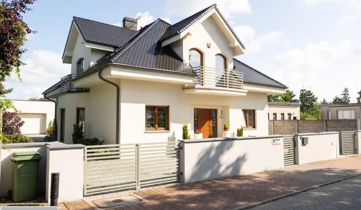 dom wolnostojący, 6 pokoi Baranowo, ul. Radosna