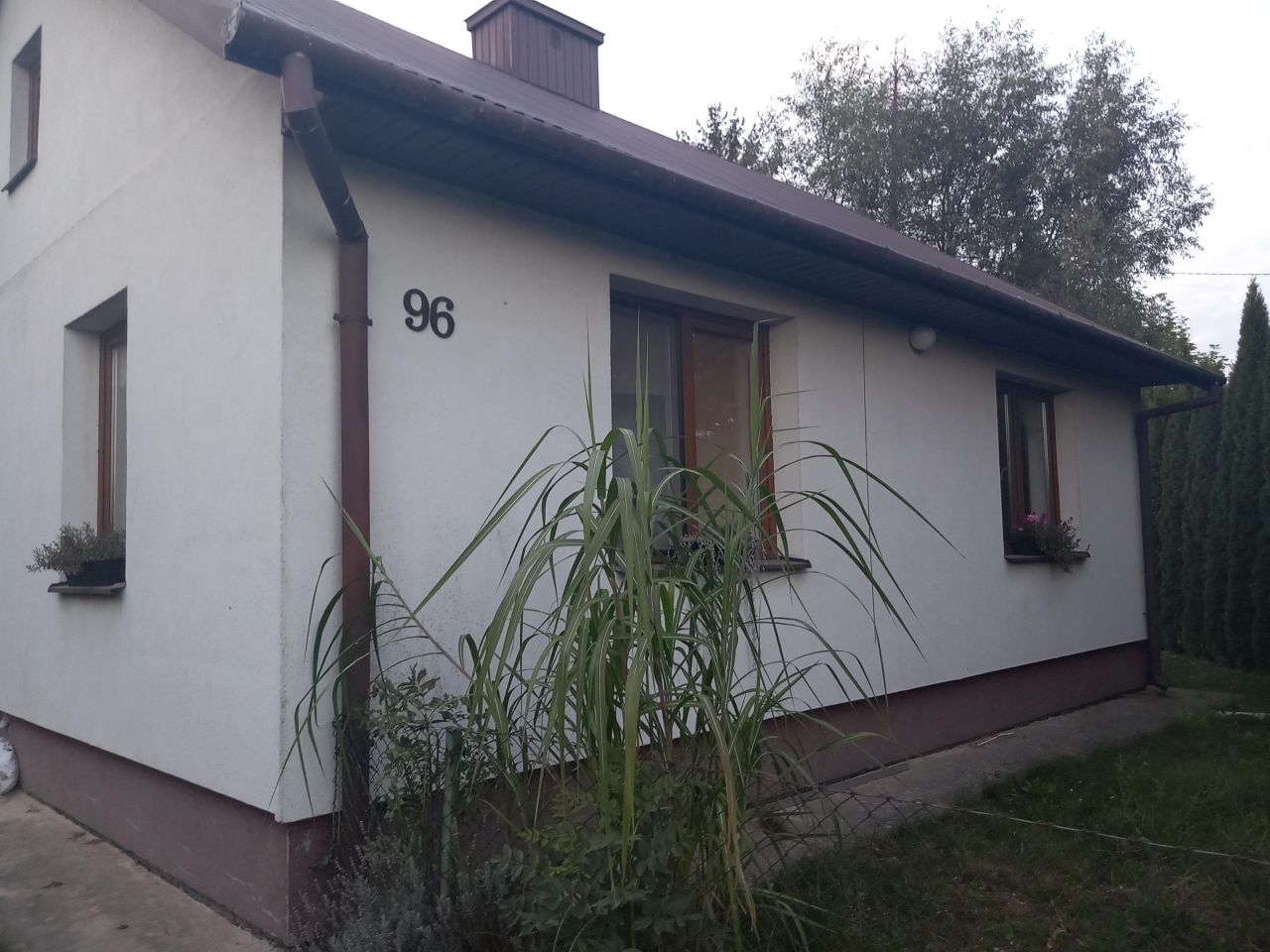 dom wolnostojący, 3 pokoje Klątwy. Zdjęcie 1