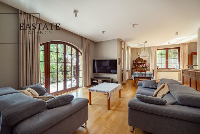 dom wolnostojący, 8 pokoi Warszawa Wawer, ul. Drwali. Zdjęcie 14