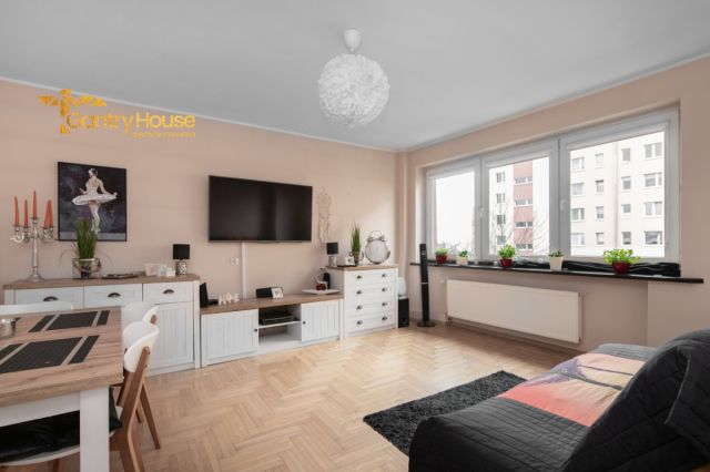 dom wolnostojący, 11 pokoi Gdynia Obłuże, ul. Turkusowa. Zdjęcie 6