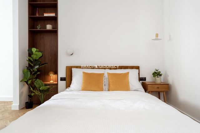 Mieszkanie 3-pokojowe Kraków Stare Miasto, ul. Wenecja. Zdjęcie 5