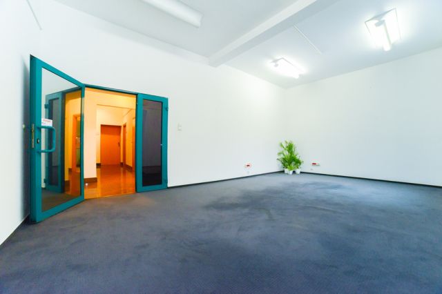 Biuro Warszawa Praga-Południe, ul. Michała Paca. Zdjęcie 28