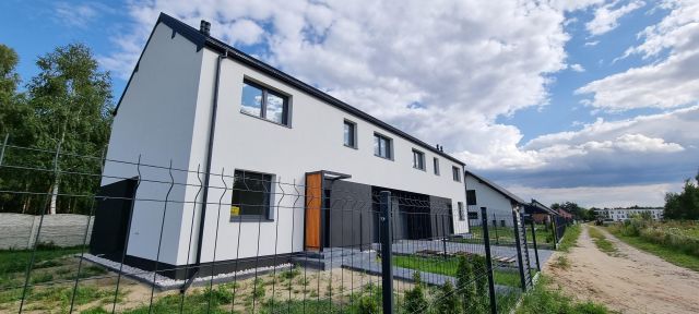 bliźniak, 5 pokoi Konstantynów Łódzki, ul. 1 Maja. Zdjęcie 1