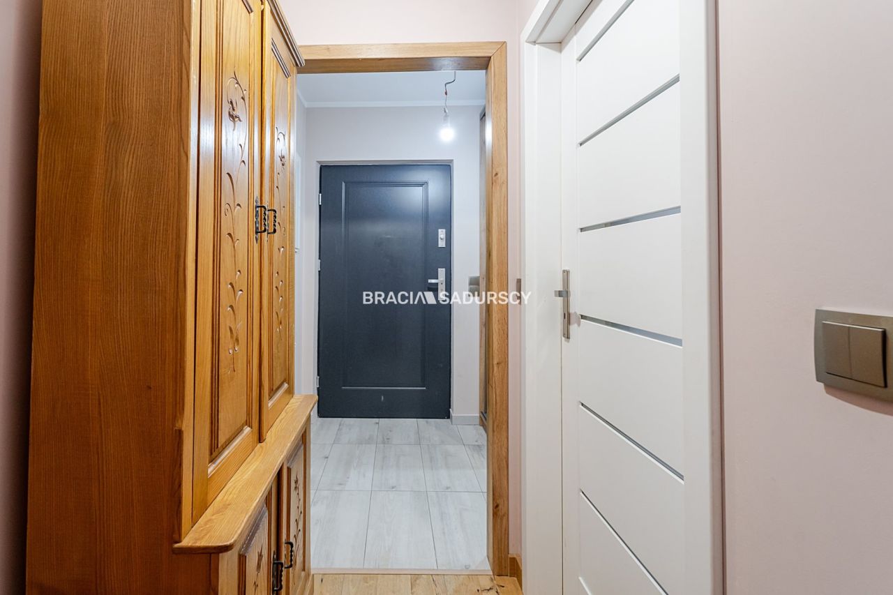 Mieszkanie 3-pokojowe Kraków Swoszowice, ul. Leona Petrażyckiego. Zdjęcie 25
