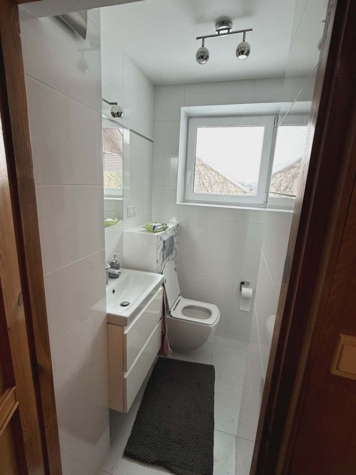 dom wolnostojący Huszlew. Zdjęcie 4