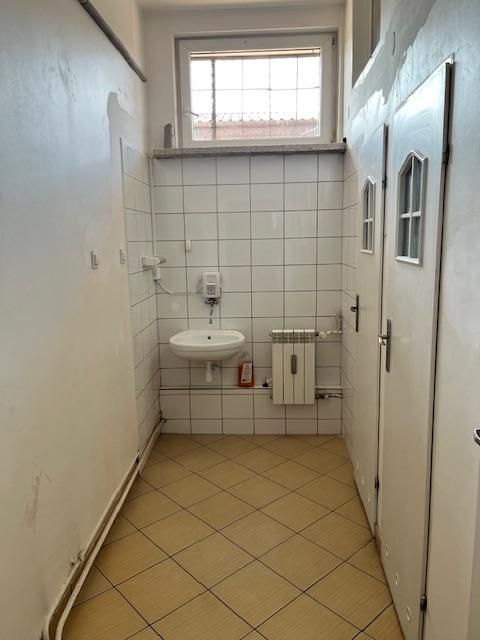 Lokal Pisz, pl. Ignacego Daszyńskiego. Zdjęcie 3