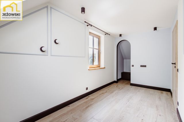 dom wolnostojący, 5 pokoi Kazimierz Dolny, ul. Szkolna. Zdjęcie 31