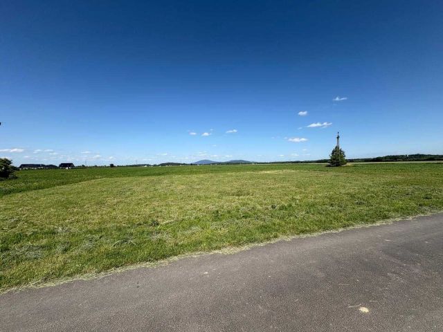 Działka budowlana Burkatów. Zdjęcie 1