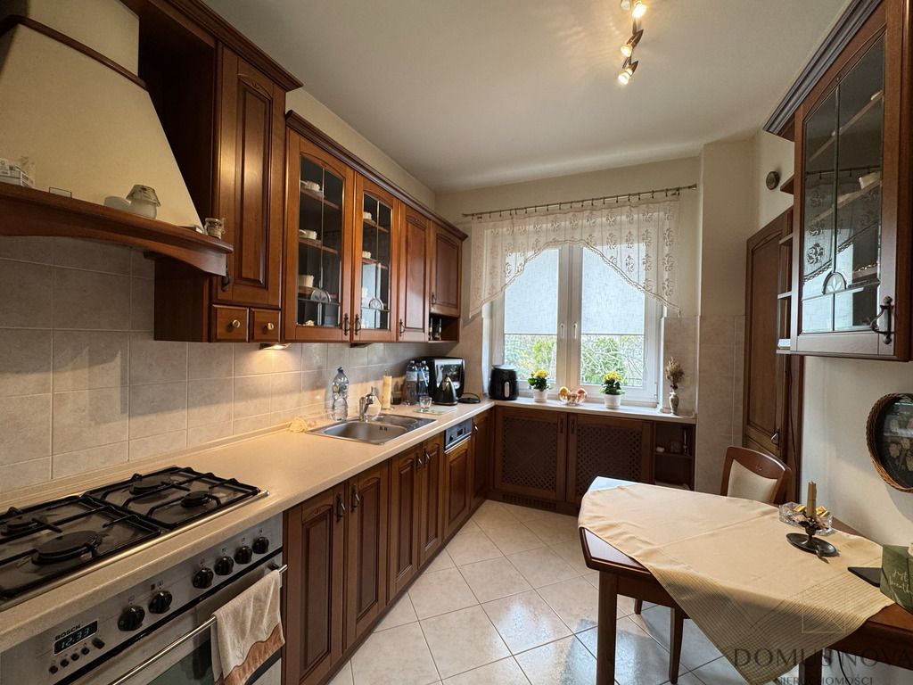 dom wolnostojący, 5 pokoi Warszawa, ul. Błękitna. Zdjęcie 3