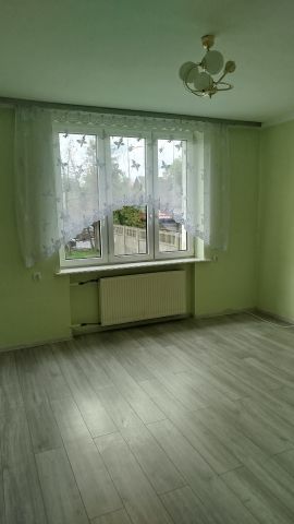 dom wolnostojący, 4 pokoje Radom Długojów, ul. Juliusza Słowackiego. Zdjęcie 6
