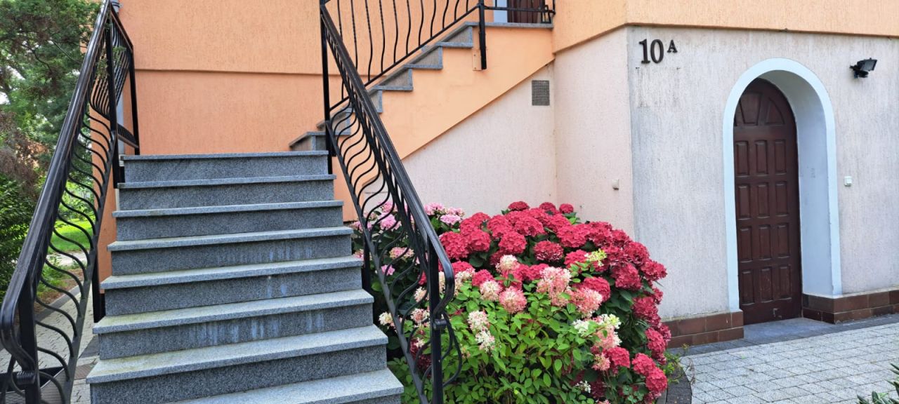 dom wolnostojący, 7 pokoi Księginice, ul. Podolska. Zdjęcie 10