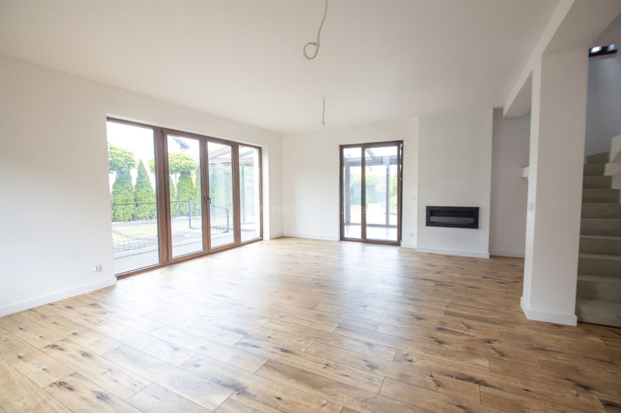 dom wolnostojący, 5 pokoi Pułtusk. Zdjęcie 3