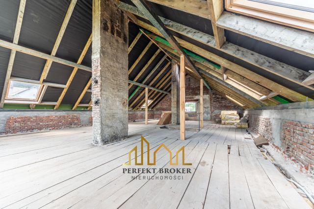 dom wolnostojący, 5 pokoi Sanok Śródmieście, ul. Szopena. Zdjęcie 9