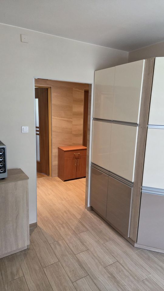 Mieszkanie 3-pokojowe Zgierz Krogulec, ul. Leopolda Staffa. Zdjęcie 11