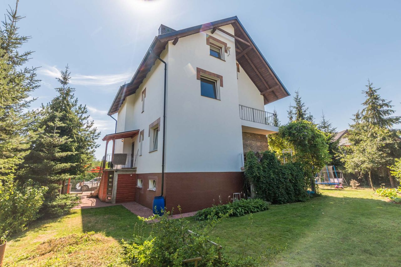 dom wolnostojący, 5 pokoi Pszczółki, ul. Adama Mickiewicza. Zdjęcie 3