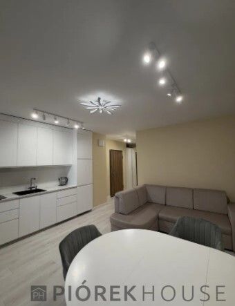 Mieszkanie 3-pokojowe Warszawa Ursus, ul. Giserska. Zdjęcie 6