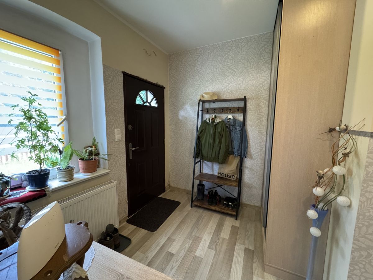 Mieszkanie 3-pokojowe Kromnów. Zdjęcie 7