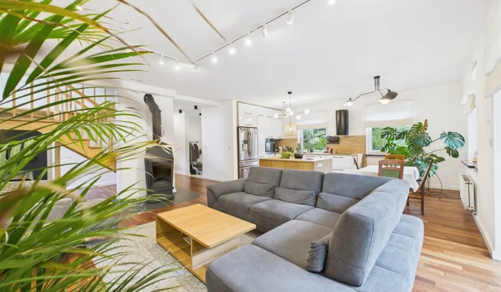 dom wolnostojący, 6 pokoi Katowice Piotrowice, ul. Karola Szymanowskiego