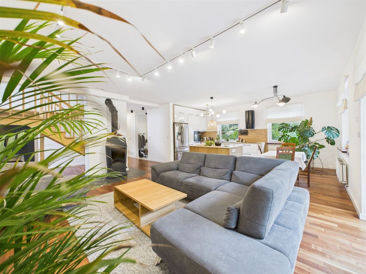 dom wolnostojący, 6 pokoi Katowice Piotrowice, ul. Karola Szymanowskiego. Zdjęcie 1