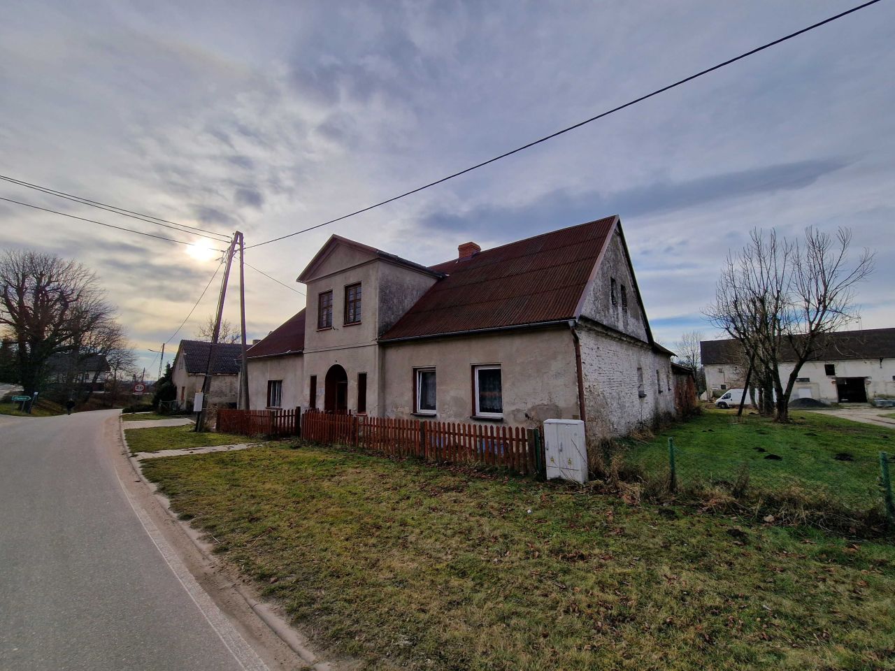 dom wolnostojący, 6 pokoi Wiechowice, al. Jana Pawła II