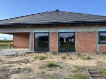 dom wolnostojący Mała Nieszawka, ul. Kręta