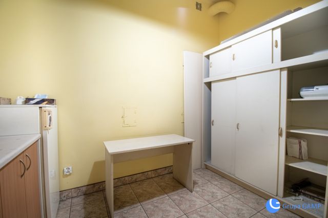 Biuro Kraków Półwsie Zwierzynieckie, ul. Władysława Syrokomli. Zdjęcie 6