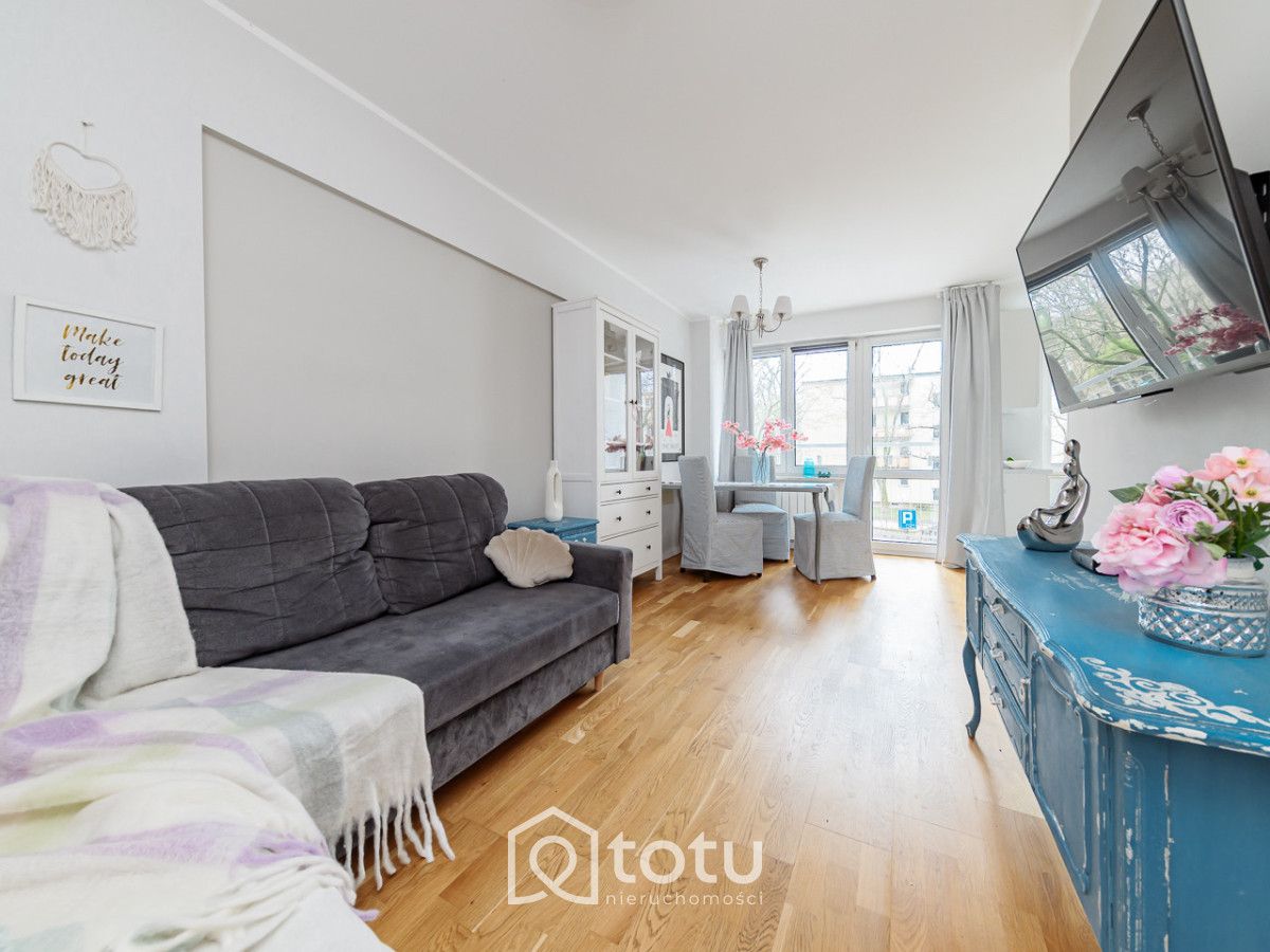 Mieszkanie 3-pokojowe Warszawa Wola, al. Jana Pawła II. Zdjęcie 2