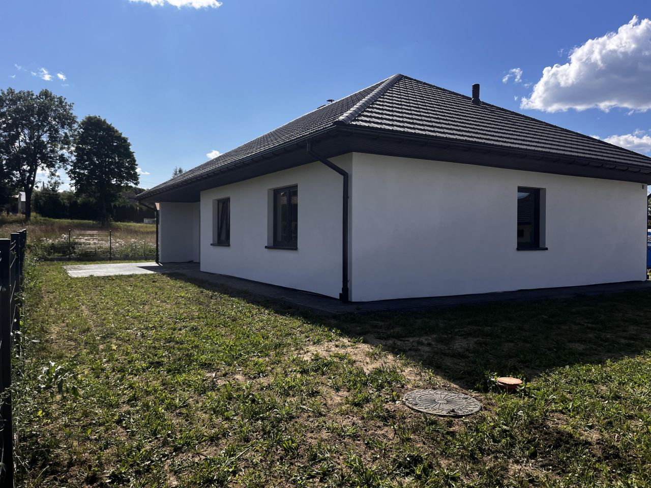 dom wolnostojący, 4 pokoje Krosno, brak. Zdjęcie 4