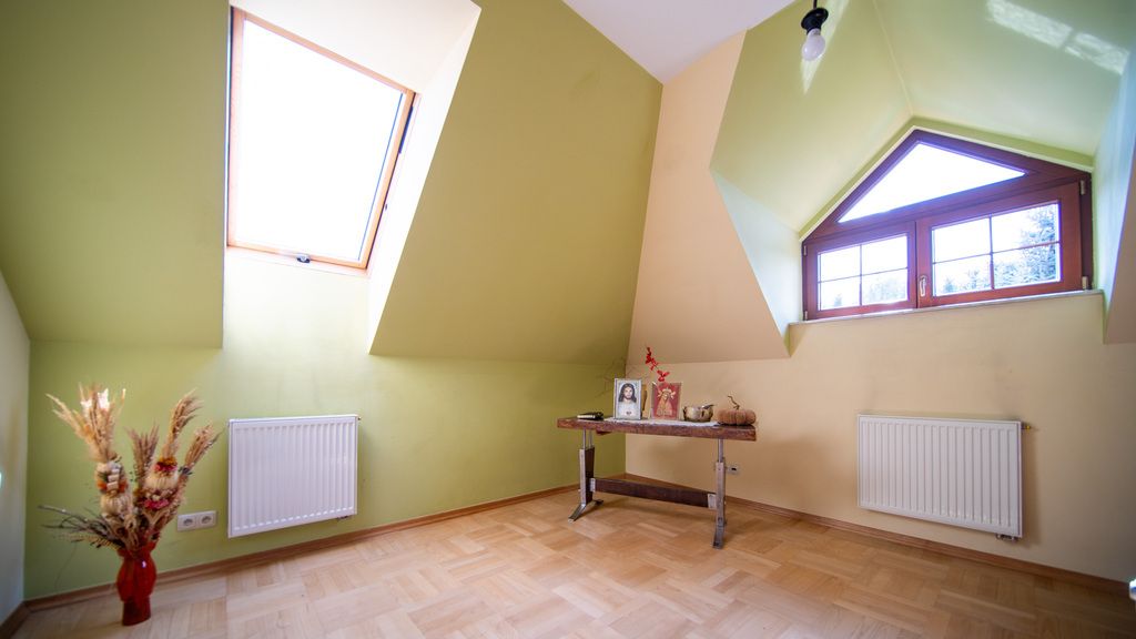 dom wolnostojący, 6 pokoi Zemborzyce Dolne. Zdjęcie 15