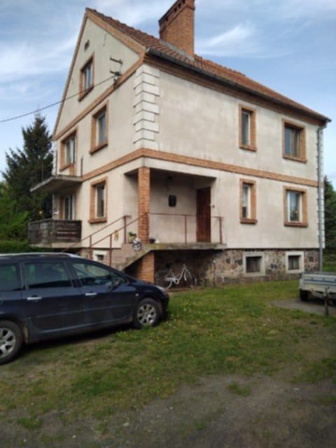 dom wolnostojący Pieniężno, ul. Ojca Mariana Żelazka. Zdjęcie 2