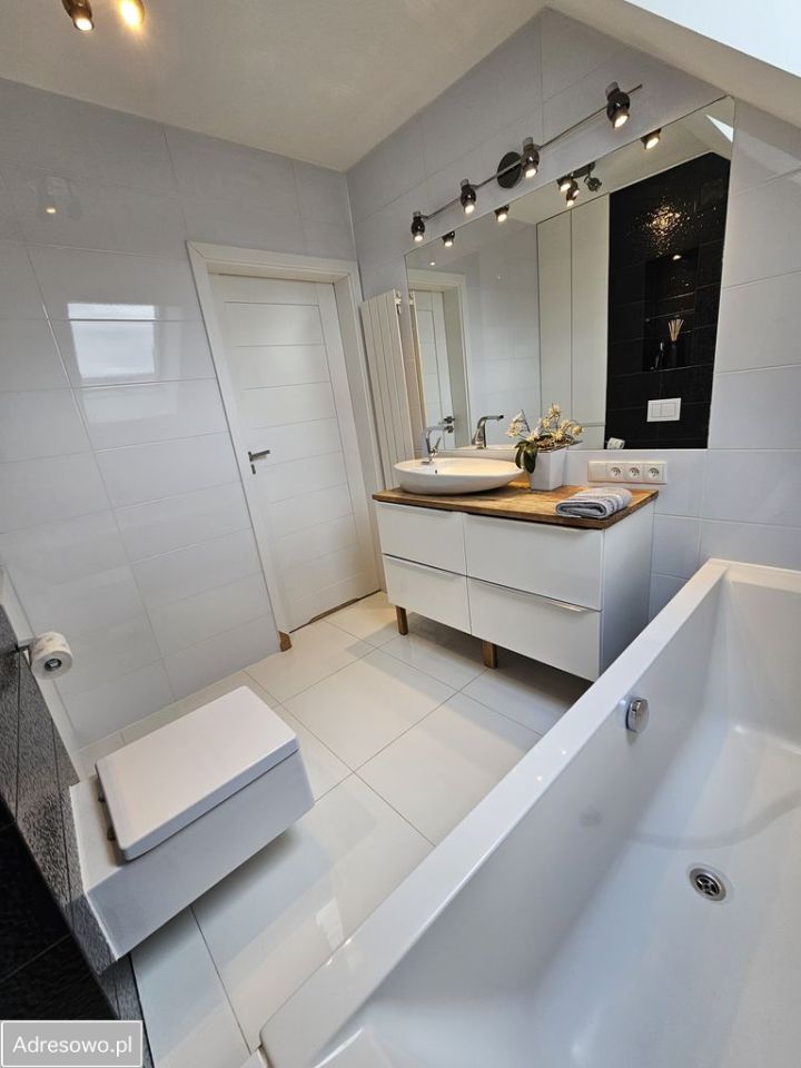 dom szeregowy, 4 pokoje Oleśnica Rataje, ul. Henryka Łasaka. Zdjęcie 14