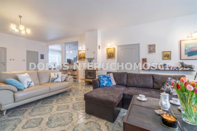 dom wolnostojący, 4 pokoje Brzeziny, ul. Polna. Zdjęcie 3