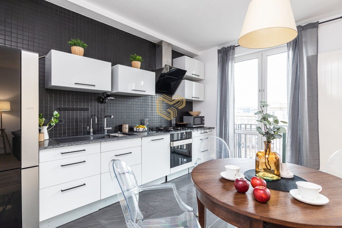 Mieszkanie 4-pokojowe Warszawa Śródmieście, pl. Konstytucji. Zdjęcie 9