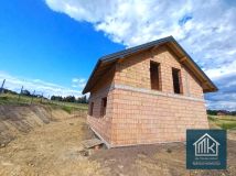 dom wolnostojący, 5 pokoi Łazany. Zdjęcie 4