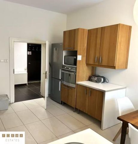 Mieszkanie 5-pokojowe Katowice Śródmieście, ul. Juliusza Ligonia. Zdjęcie 3