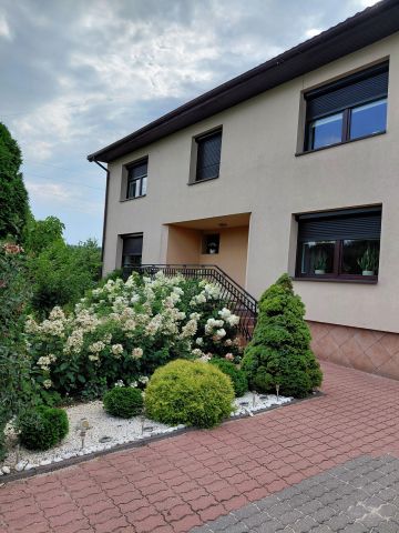 dom wolnostojący, 7 pokoi Małkinia Górna, ul. Wilczyńskiego. Zdjęcie 2