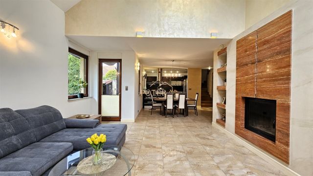 bliźniak, 4 pokoje Bielany Wrocławskie, ul. Jabłoniowa. Zdjęcie 3