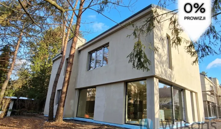 dom wolnostojący, 5 pokoi Łomianki, ul. Leśna