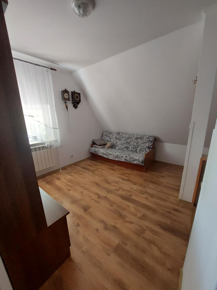 dom wolnostojący, 2 pokoje Klichy. Zdjęcie 13